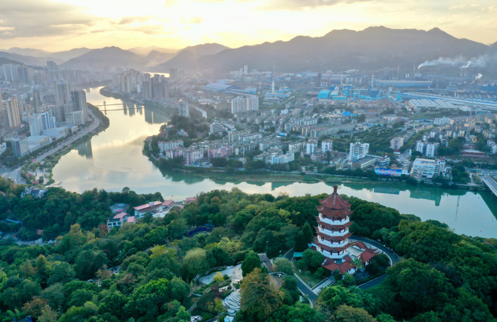 福建之光,高科技新纪元,改变生活的力量