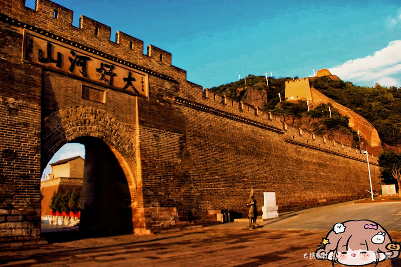 夜色古街,张家口演员伞下沉思