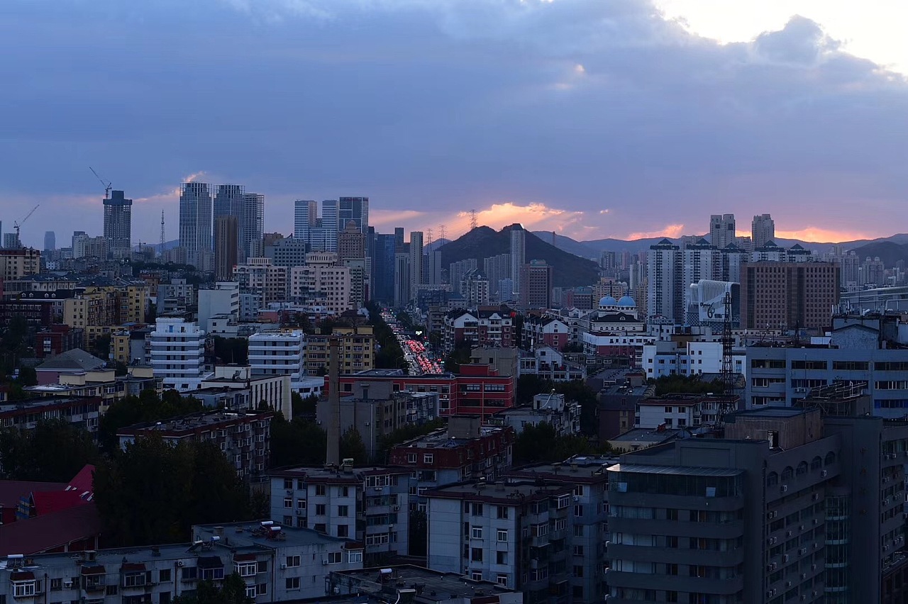 大连，致尊敬的听众朋友们