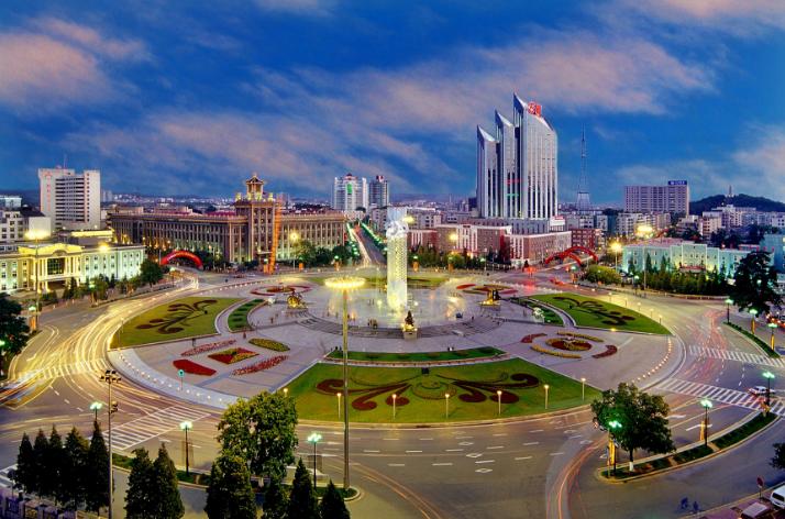 鞍山高科技之光，科技产品引领未来，体验生活无限魅力